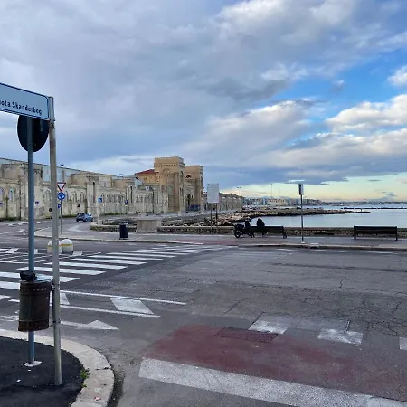 بيت للعطل La Chicca Sul Mare *